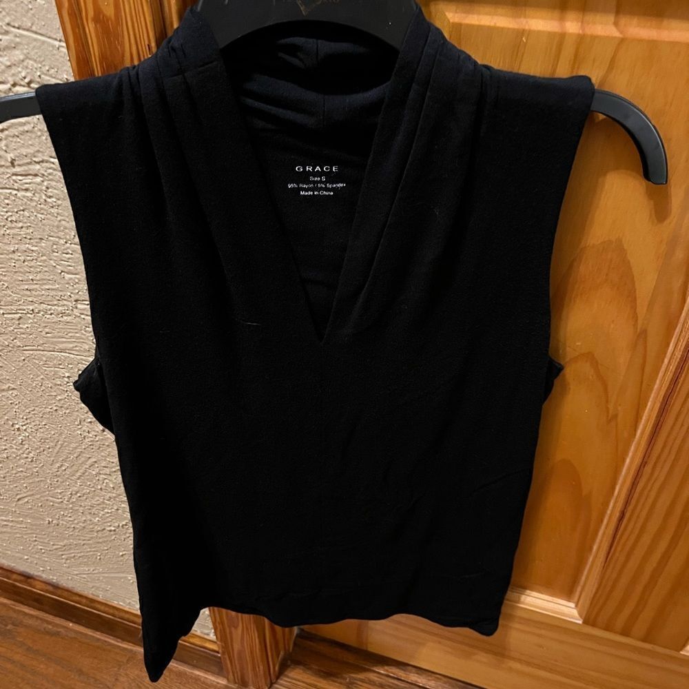 Grace size small v neck tank top